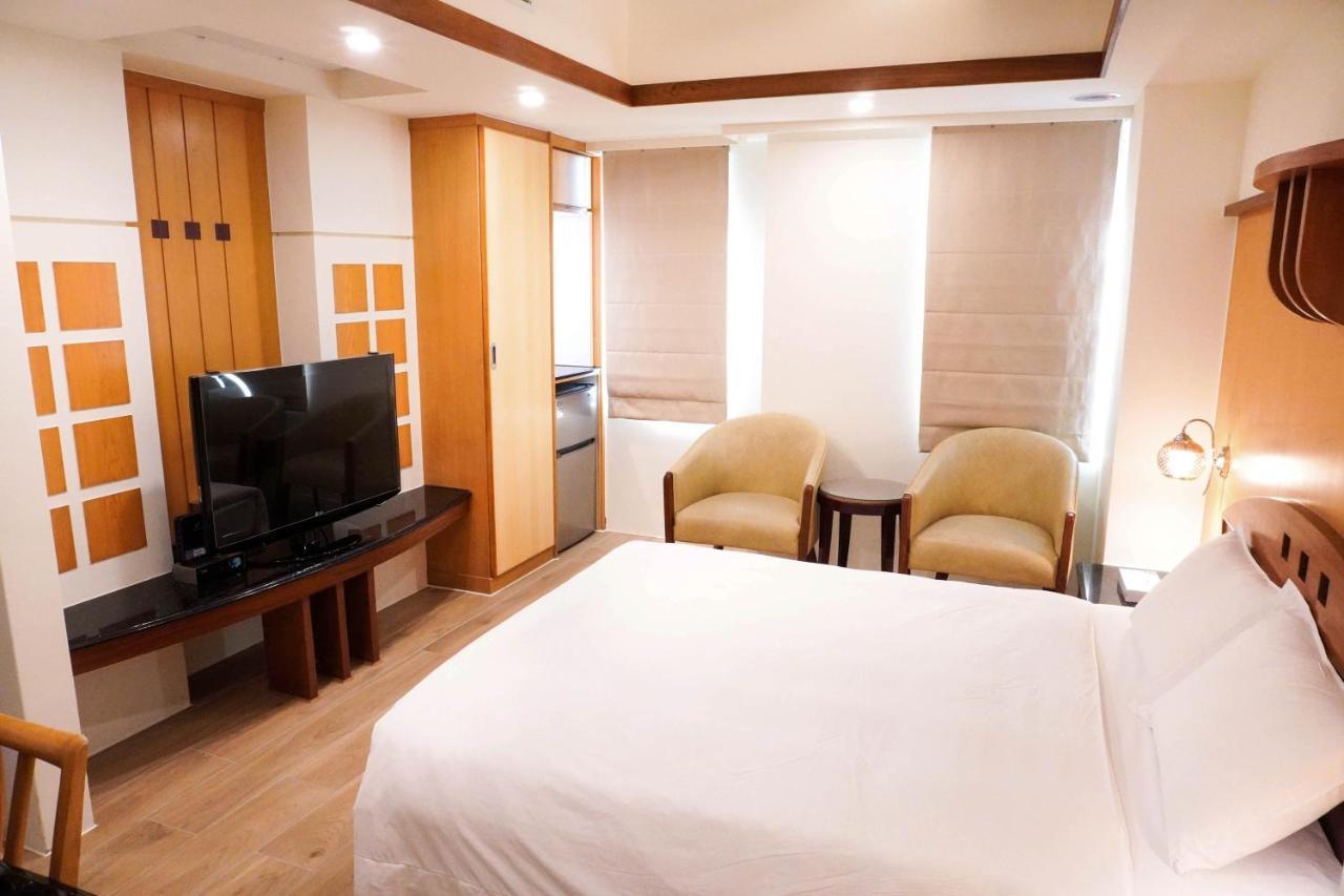 Kao Yuan Hotel - Zhong Zheng Taichung Exteriör bild