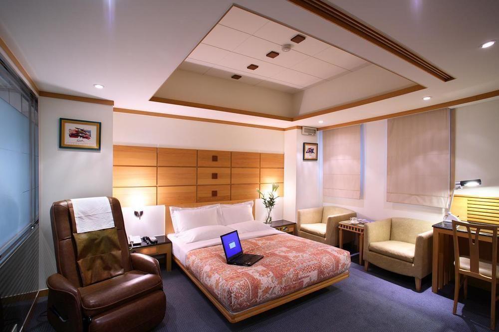 Kao Yuan Hotel - Zhong Zheng Taichung Exteriör bild